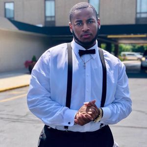 Meet your Posher, Emmanuel